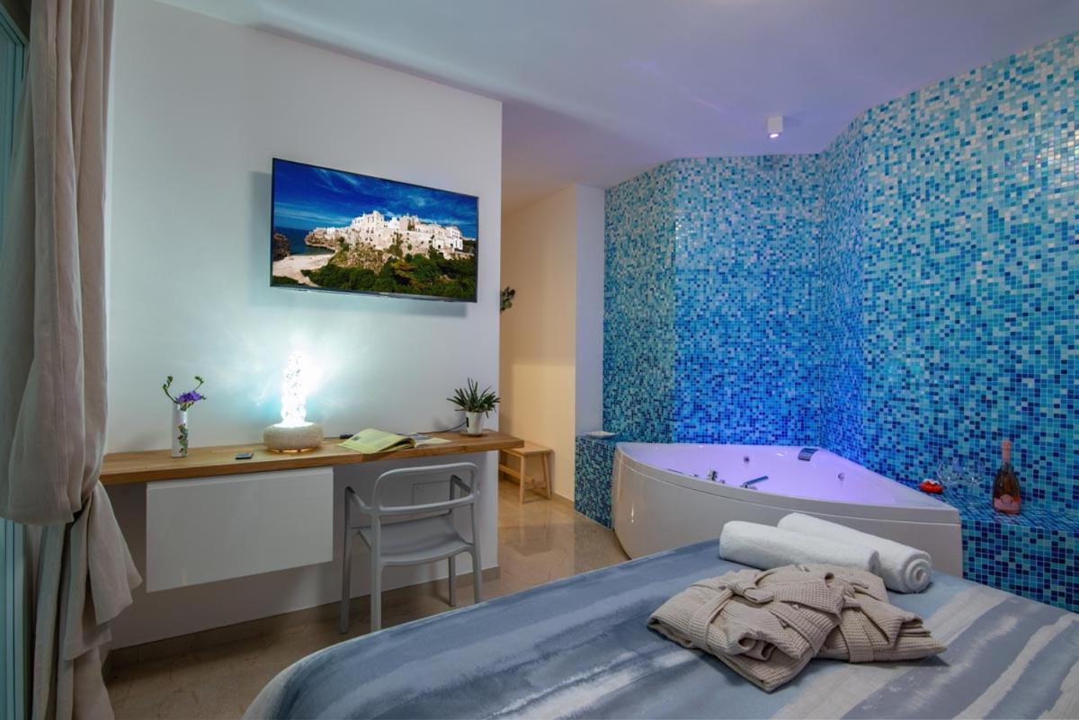 Blue Dream Bed & Breakfast โปลีญาโนอามาเร ภายนอก รูปภาพ