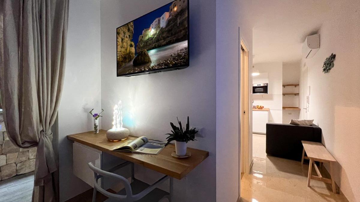 Blue Dream Bed & Breakfast โปลีญาโนอามาเร ภายนอก รูปภาพ